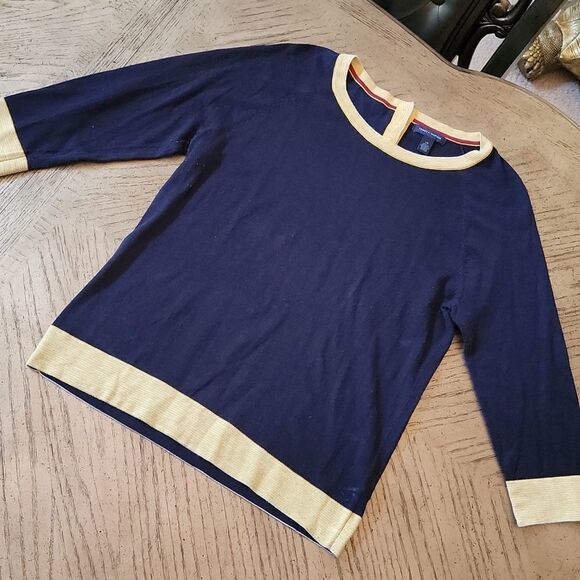 Tommy Hilfiger size L navy top 💙💛 - Picture 1 of 9